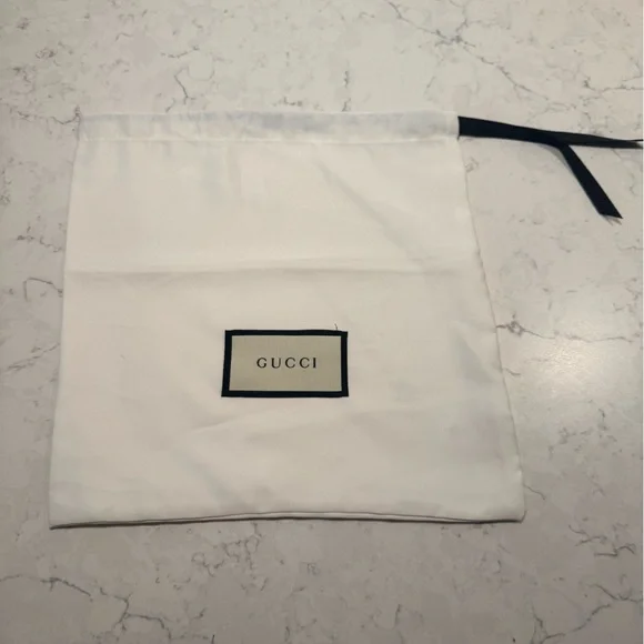 Red Authentic Gucci Belt with Double G Emblem - Picture 14 of 14